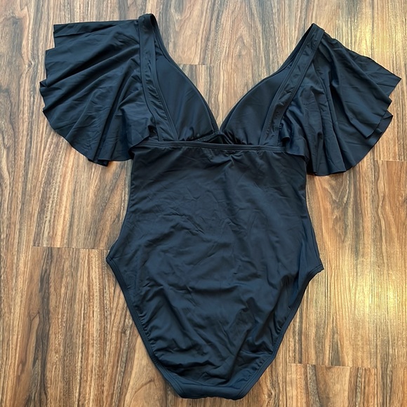 NWOT Bleu Rod Beattie Ruffle Me Up - Picture 9 of 16